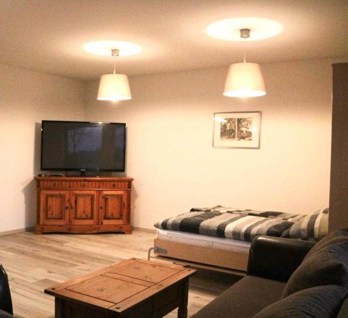 Ferienwohnung Lipizzaner Neussen Bagian luar foto